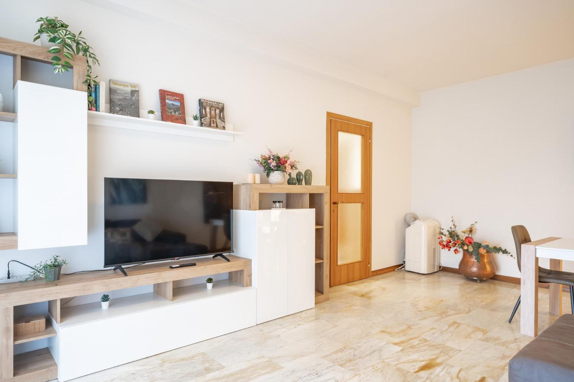 Apartamento Isola - Near Viscontea Island Lecco